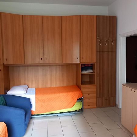 Simple&Comfortable apartment vicino POLICLINICO San Donato Milanese Exterior foto