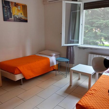 Simple&Comfortable apartment vicino POLICLINICO San Donato Milanese Exterior foto